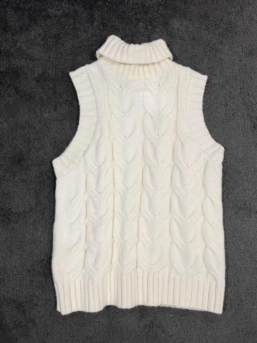 Cream Cable Knit Sleeveless Turtleneck Vest